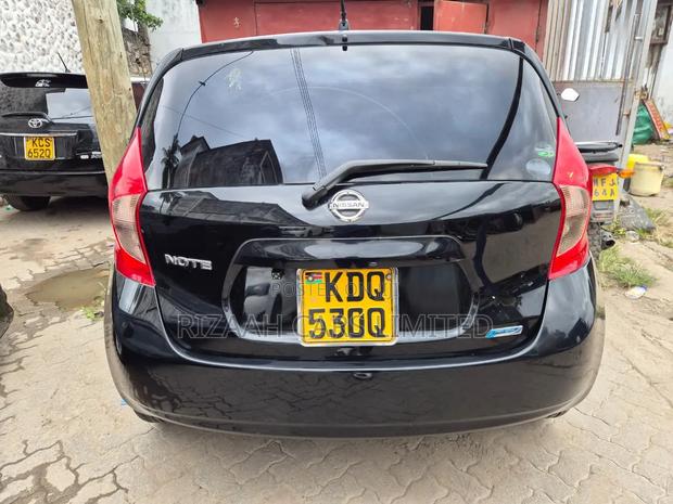 Nissan Note 2017 Black