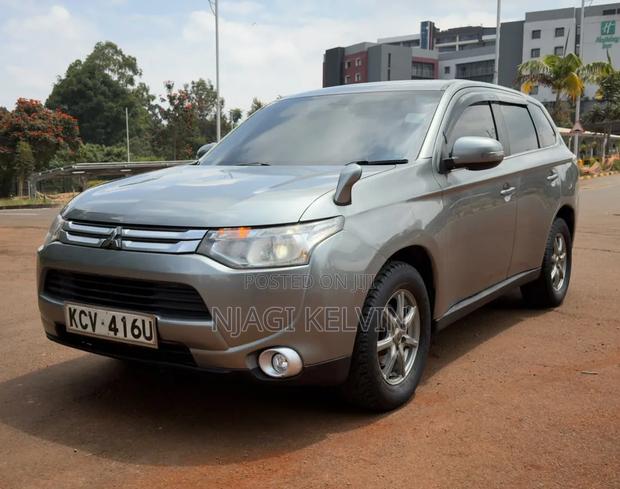 Mitsubishi Outlander 2012 Gray