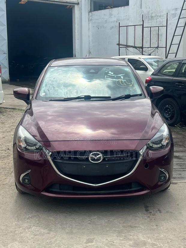 Mazda Demio 2019 Maroon