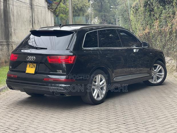 Audi Q7 2016 Black