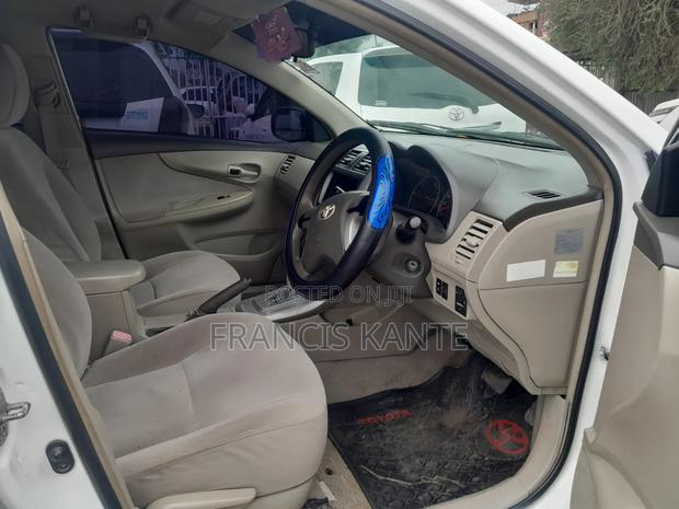 Toyota Axio 2009 White