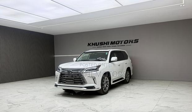 Lexus LX 2019 White