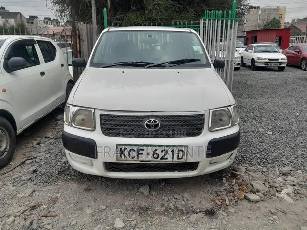 Toyota Probox 2007 White