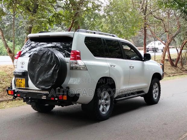 Toyota Land Cruiser Prado 2012 White