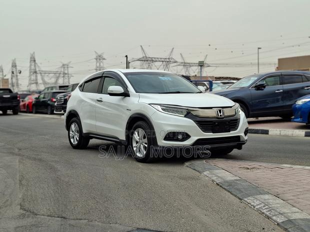 Honda Vezel 2019 White