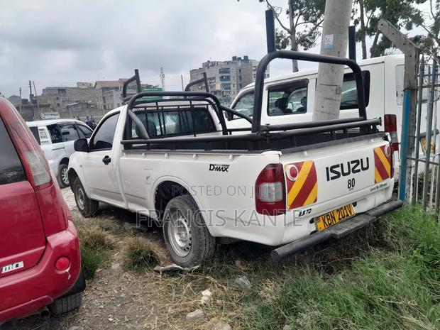 Toyota Hilux 2007 White