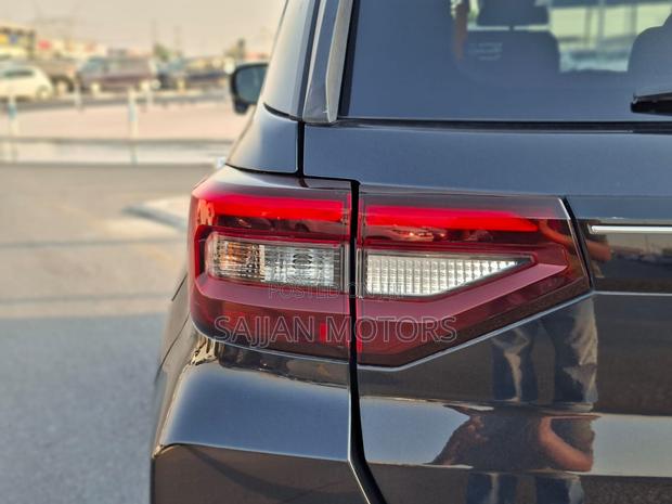 Daihatsu Rocky 2020 Black