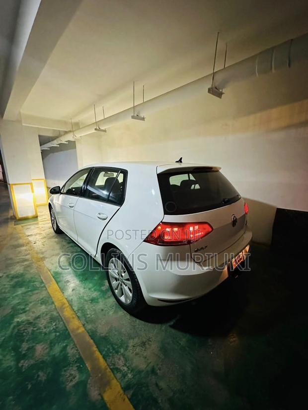 Volkswagen Golf TSI S 4-Door FWD 2016 White