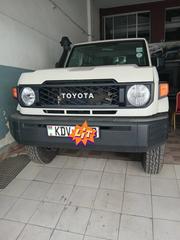 Toyota Land Cruiser 2025 White for sale