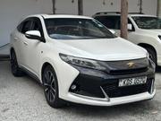 Toyota Harrier 2.0 2018 White for sale