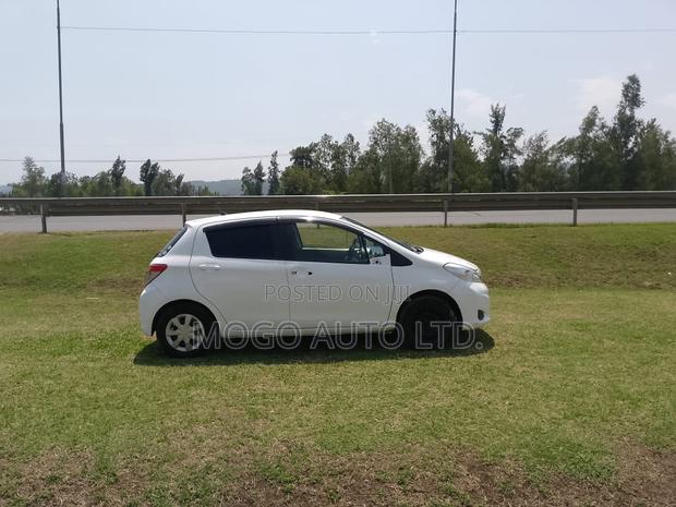 Toyota Vitz 2013 White