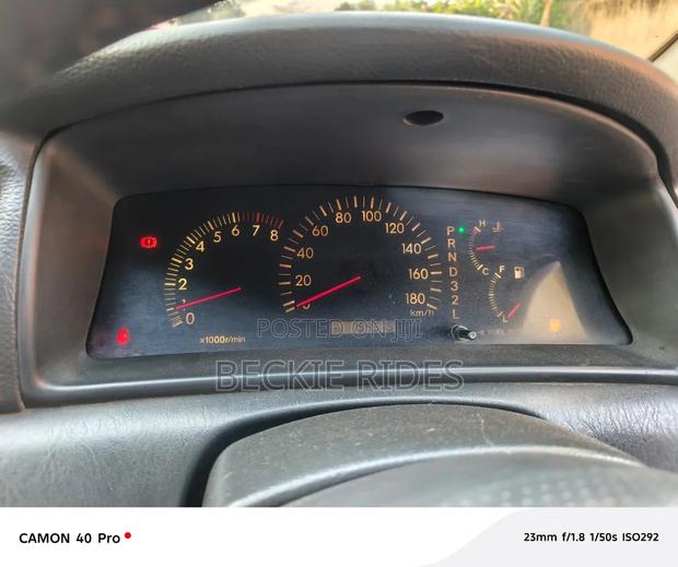 Toyota Corolla Fielder 2003 Red