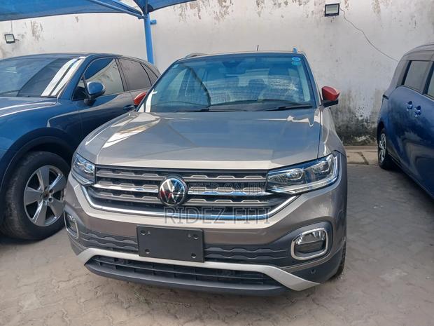 Volkswagen T-Cross 2020 Gold