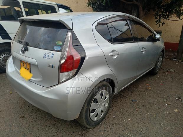Toyota Aqua 2015 Silver