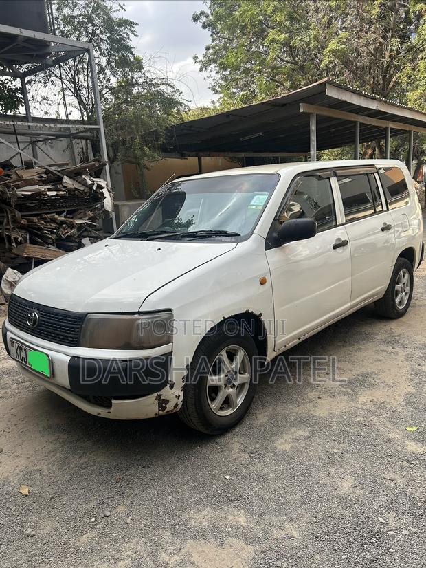 Toyota Probox 2011 White