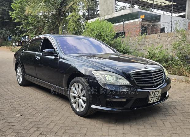 Mercedes-Benz S-Class 2011 Black