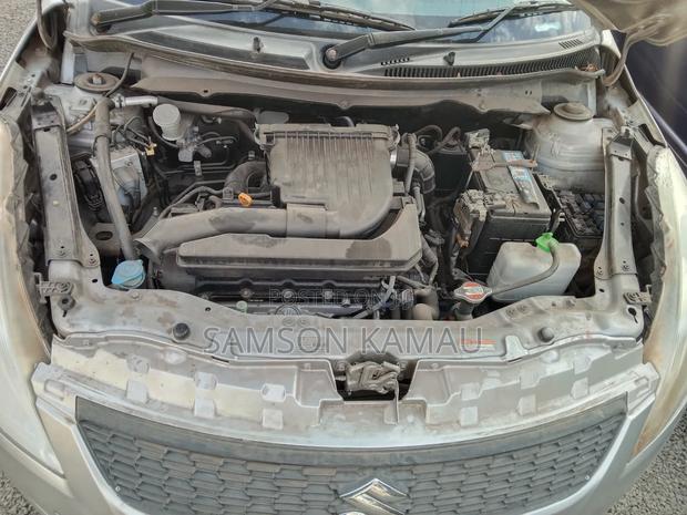 Suzuki Swift 2015 Silver
