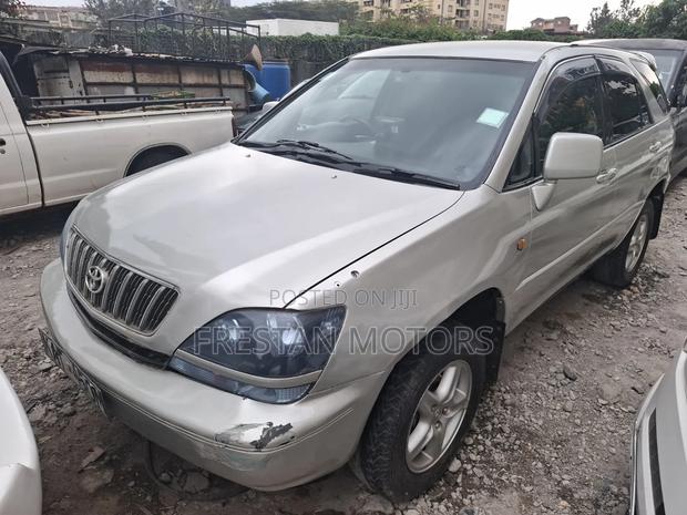 Toyota Harrier 1997 Silver
