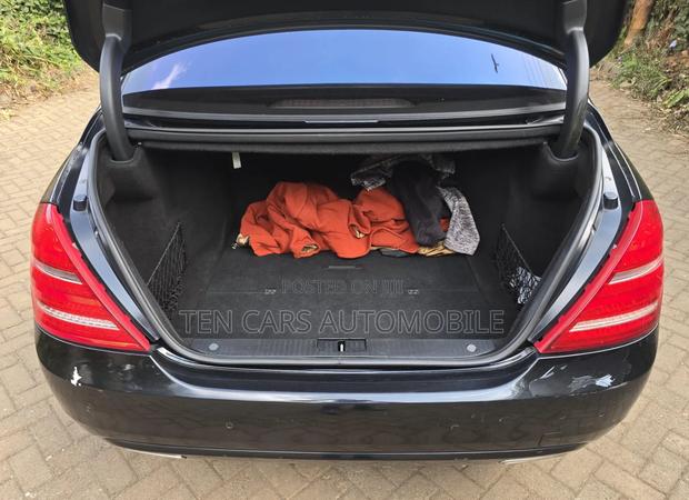 Mercedes-Benz S-Class 2011 Black