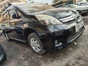 Toyota ISIS 2013 Black for sale