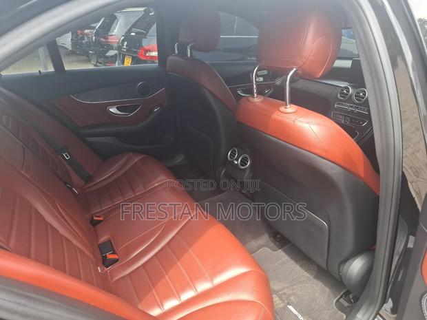 Mercedes-Benz C200 2016 Black