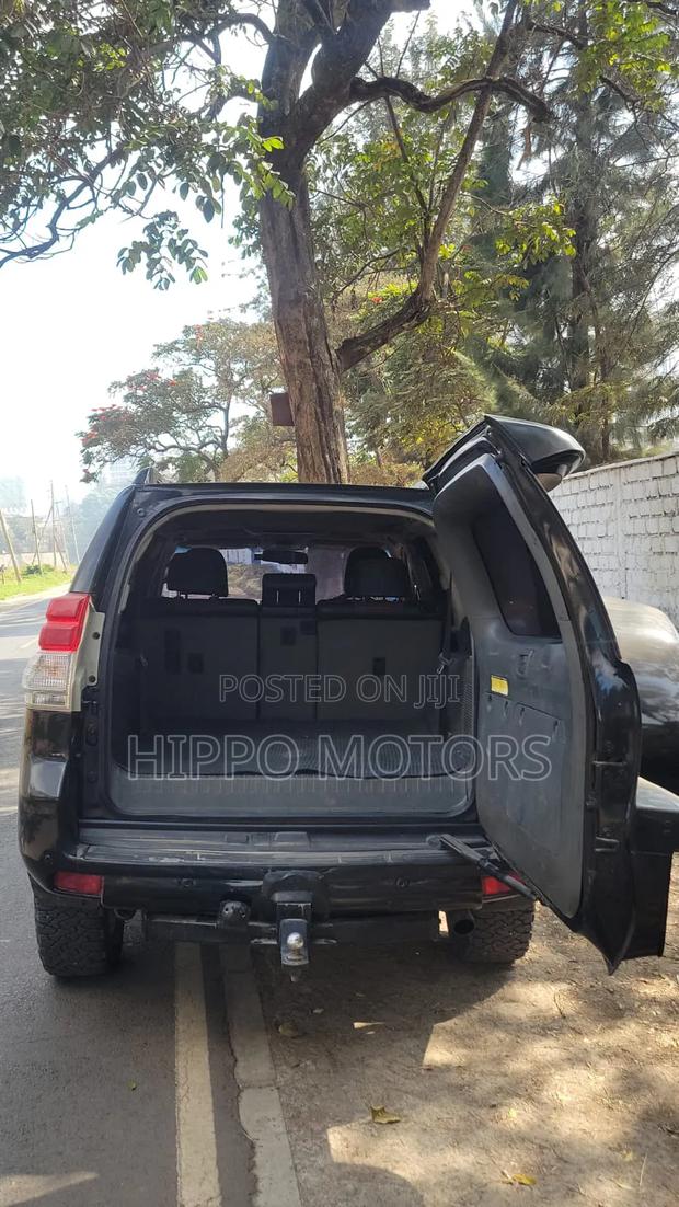 Toyota Land Cruiser Prado 2010 Black