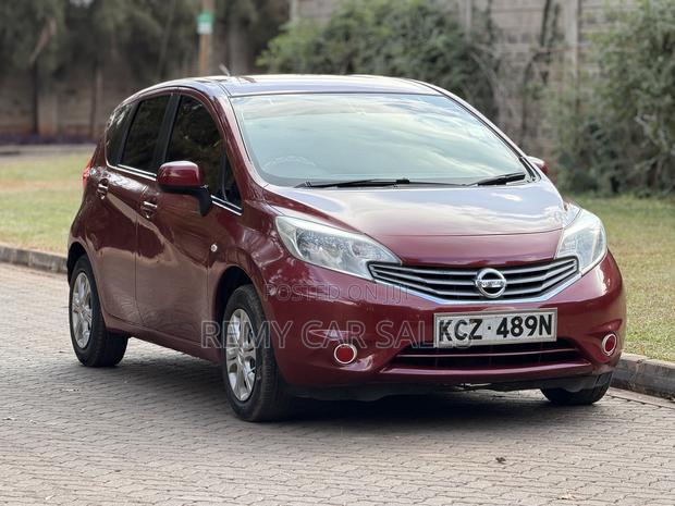 Nissan Note 2013 Burgundy