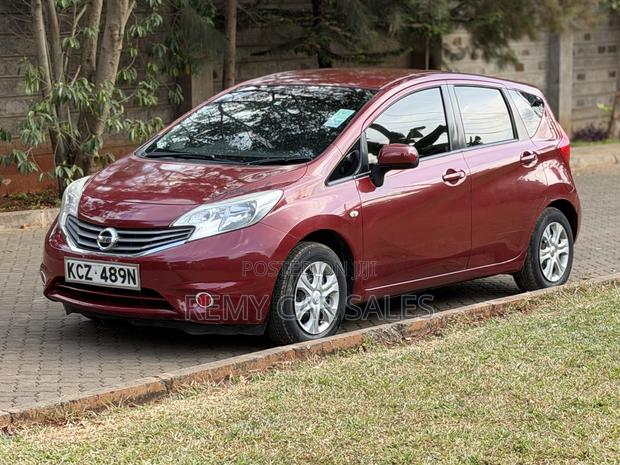 Nissan Note 2013 Burgundy