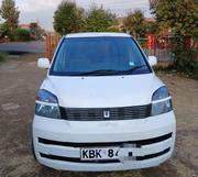 Toyota Voxy 2004 White for sale