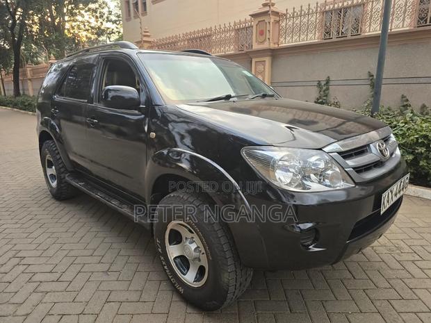 Toyota Fortuner 2006 Black