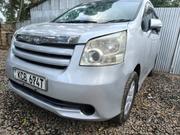 Toyota Noah 2009 Silver for sale