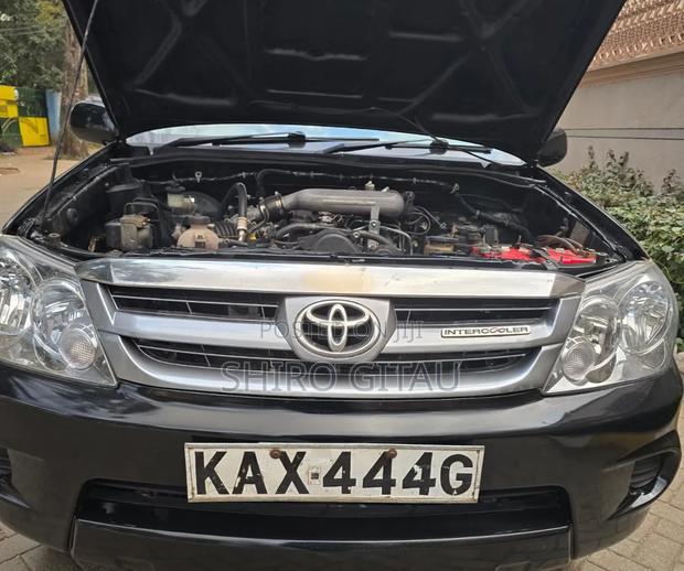 Toyota Fortuner 2006 Black