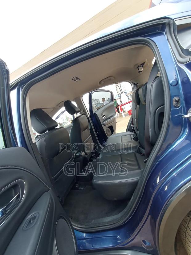 Honda Vezel 2018 Blue