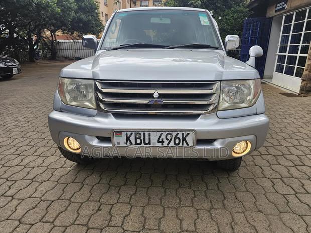 Mitsubishi Pajero IO 2003 Silver