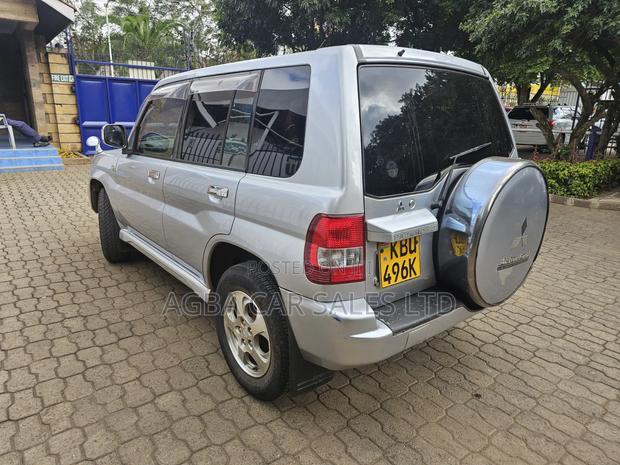Mitsubishi Pajero IO 2003 Silver