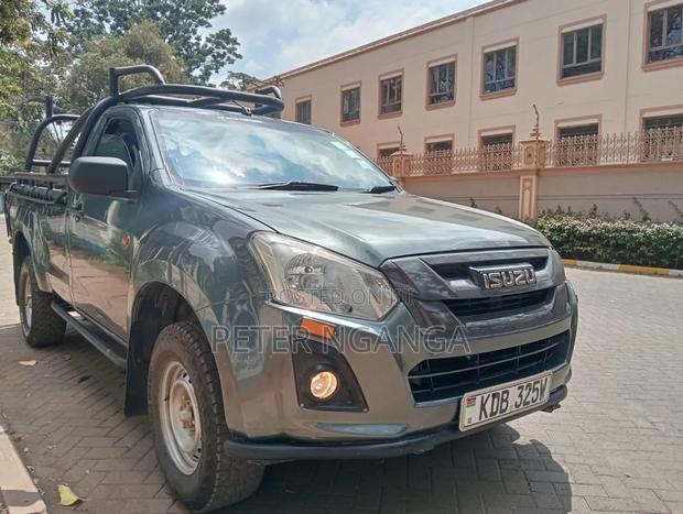 Isuzu D-MAX 2022 Gray