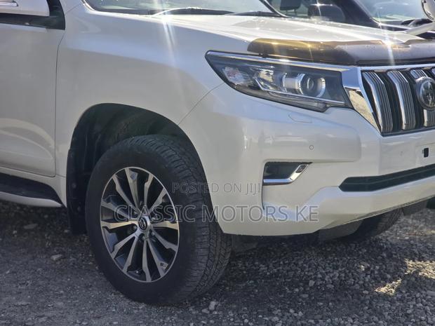 Toyota Land Cruiser Prado 2019