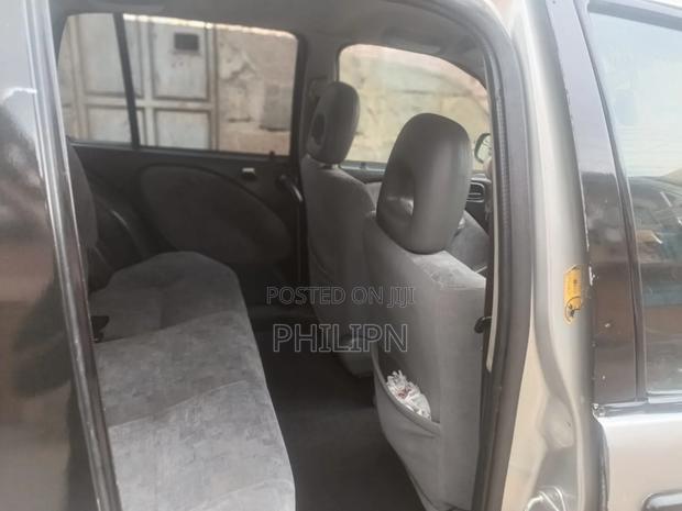 Toyota Raum 2004 Silver