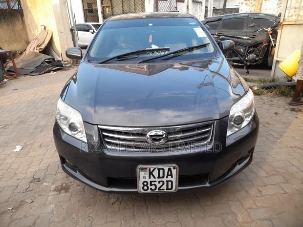 Toyota Axio 2013 Gray