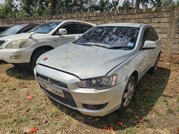 Mitsubishi Galant 2008 Silver