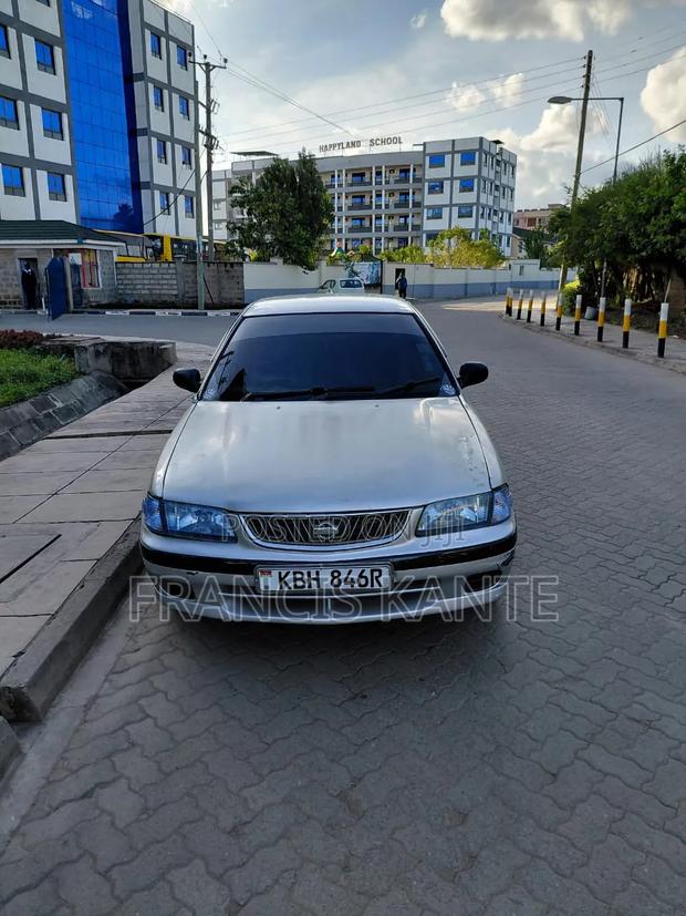 Nissan FB15 2009 Silver