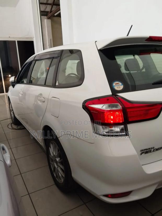 Toyota Corolla Fielder 2019 White