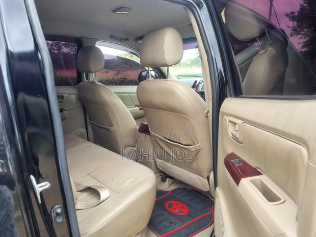 Toyota Hilux 2011 Black