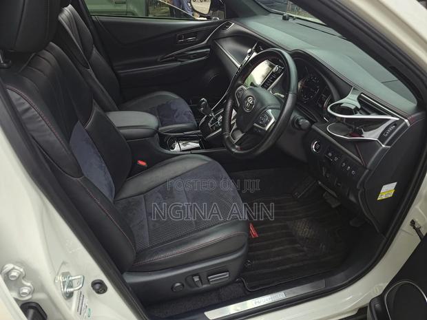Toyota Harrier 2018 White