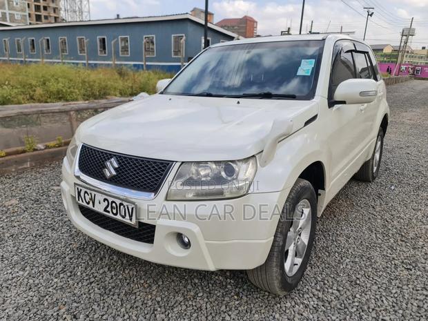 Suzuki Escudo 2012 White