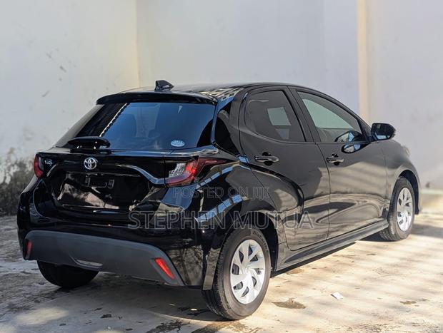 Toyota Yaris 2021 Black