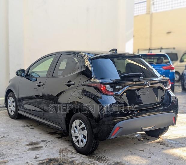Toyota Yaris 2021 Black