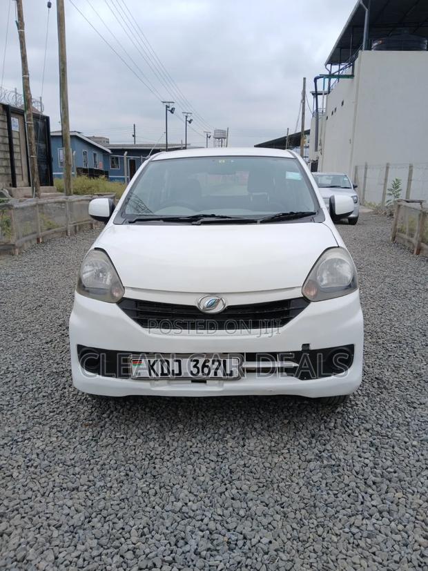 Daihatsu Mira 2015 White