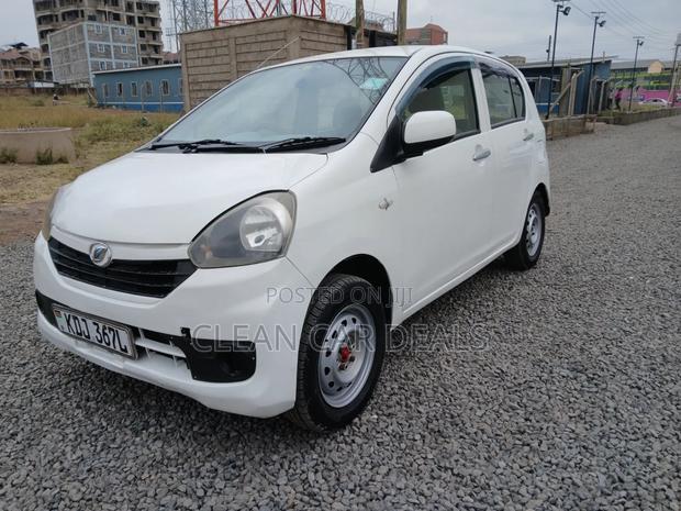 Daihatsu Mira 2015 White