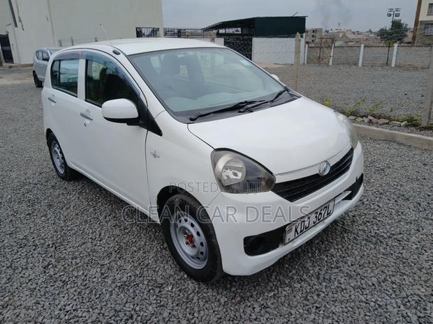 Daihatsu Mira 2015 White